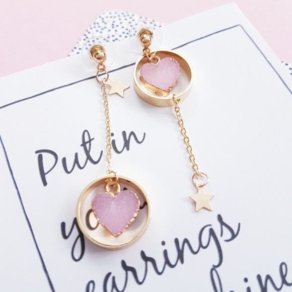 LAST PAIR! Asymmetrical Pink Heart Dangle Earrings - Picture 3 of 5